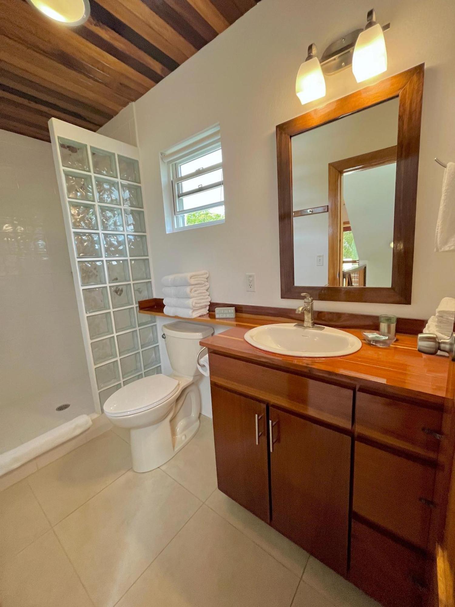 Caribbean Sunrise Villa Кей-Колкер Екстер'єр фото